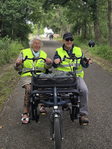 Samen fietsen op de duofiets